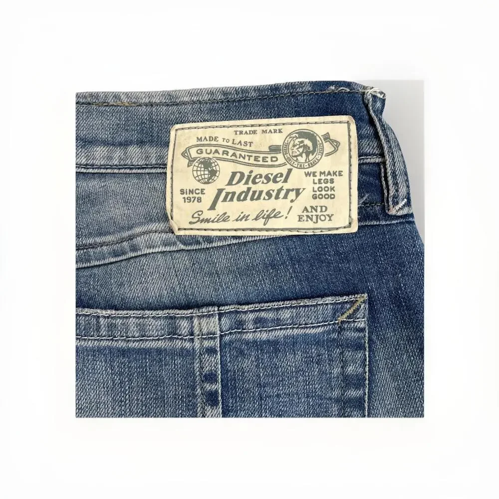 BEAUTIFUL WOMENS DIESEL JEANS 32x32 ZIVY 98% COTTON GREAT CONDITION!